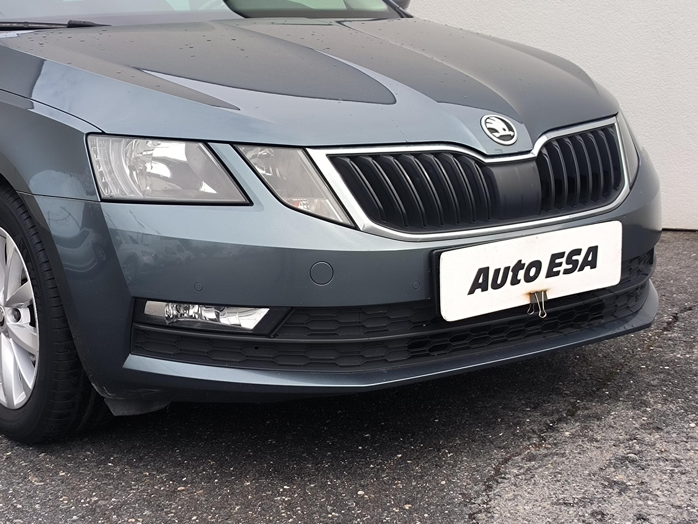 Škoda Octavia III, 2019 - pohled č. 23