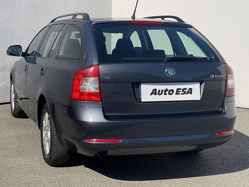 Škoda Octavia II 1.6 TDi Elegance