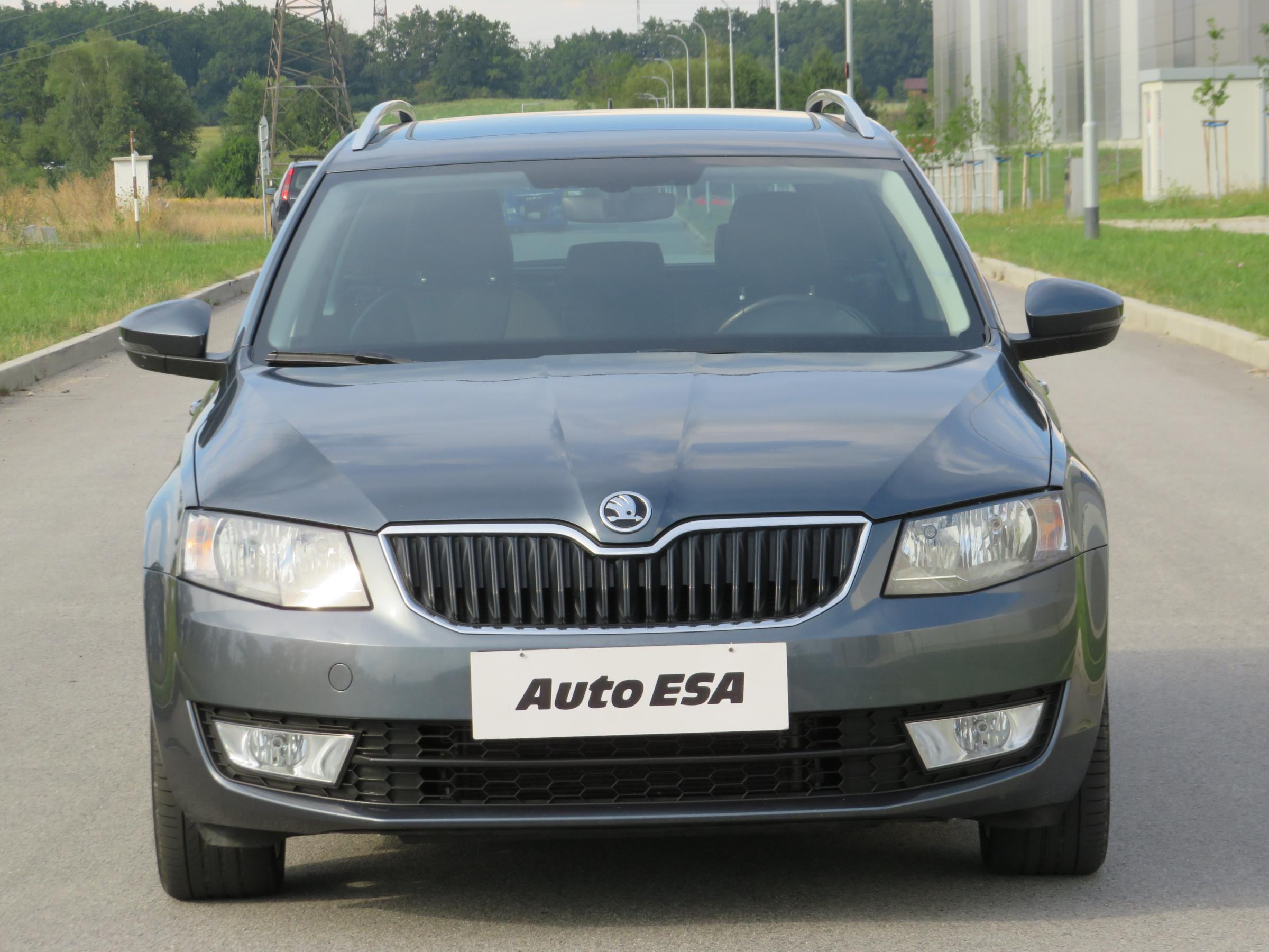 Škoda Octavia III, 2016 - pohled č. 2