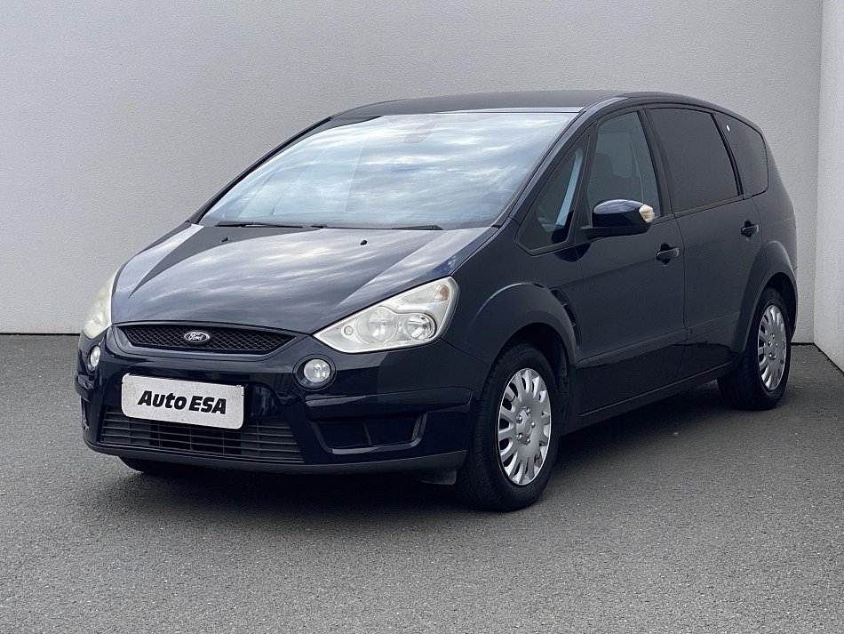 Ford S-MAX 2.0i 