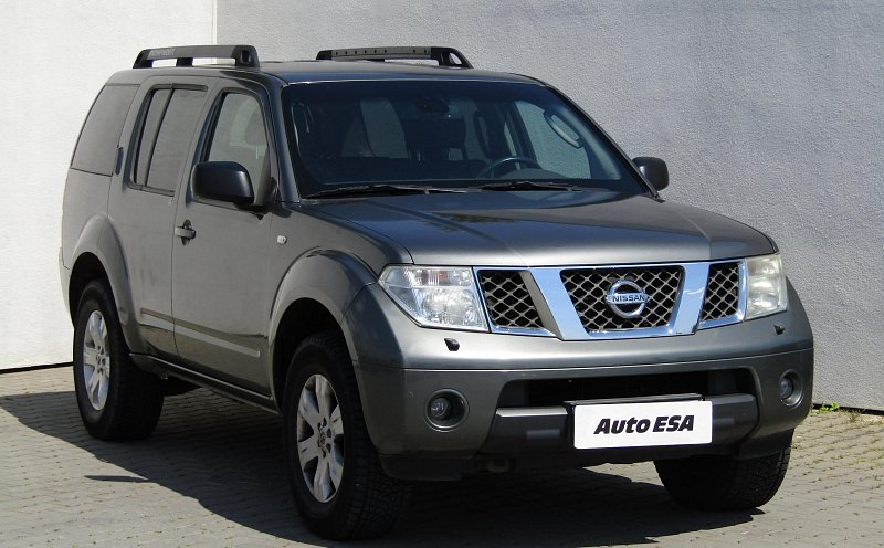 Nissan Pathfinder 2.5 DCi  4x4