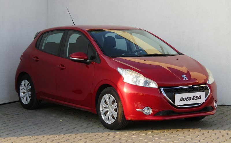 Peugeot 208 1.2 THP 