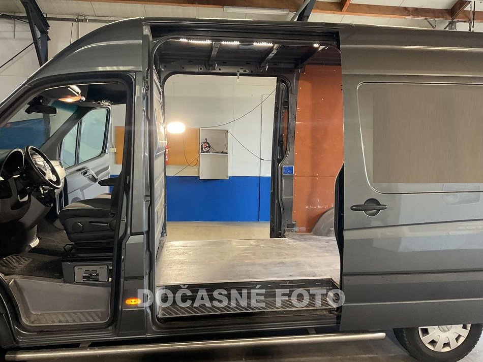 Volkswagen Crafter 2.0TDi  L2H2