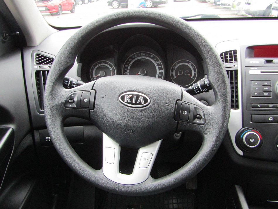 Kia Ceed 1.4i 