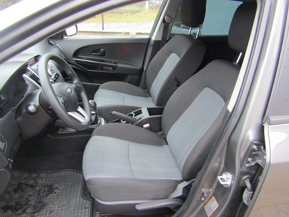 Kia Ceed 1.4i 