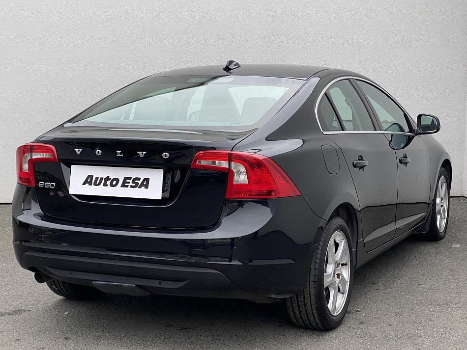 Volvo S60 2.0 D Summum