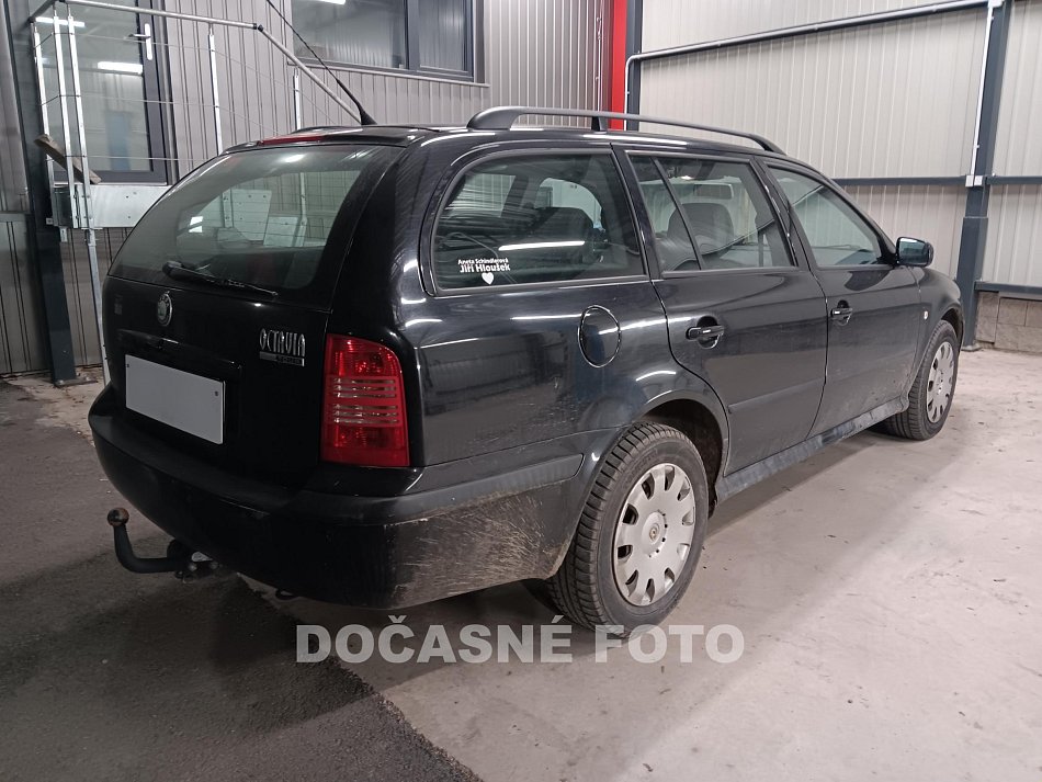 Škoda Octavia 1.6 i 