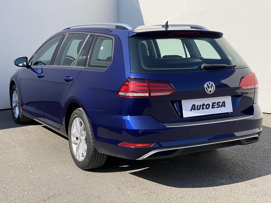 Volkswagen Golf 2.0 TDi 