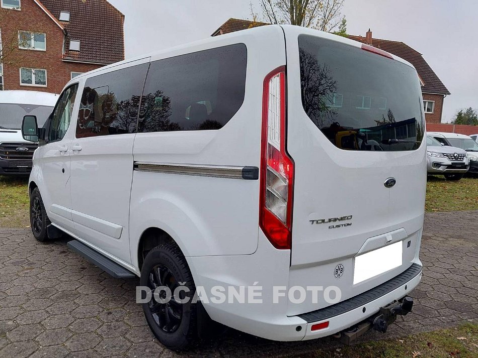 Ford Tourneo Custom 2.2TDCi Titanium