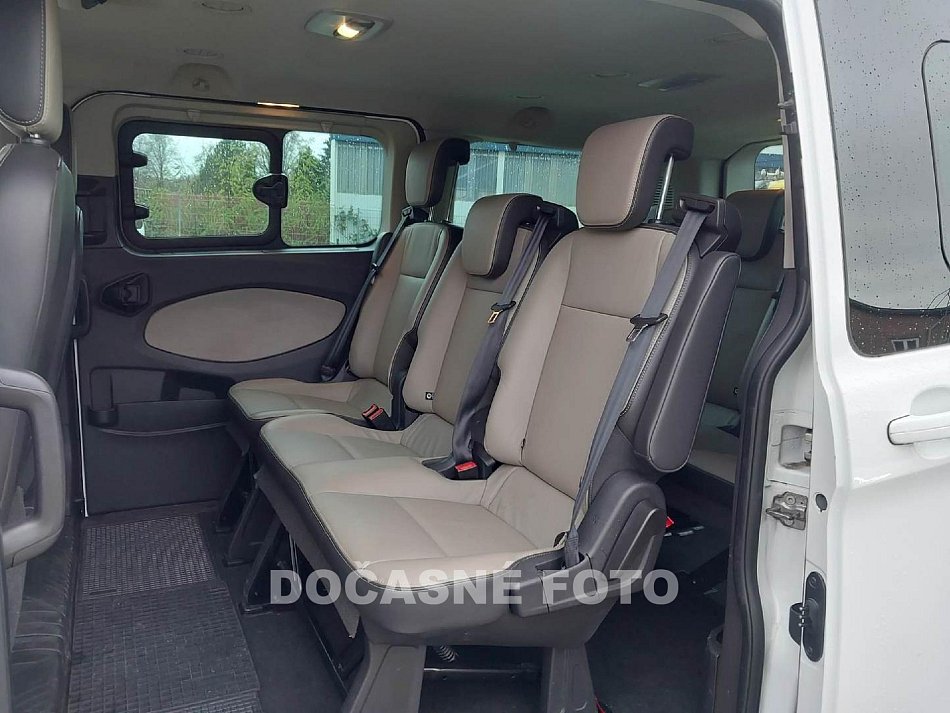 Ford Tourneo Custom 2.2TDCi Titanium