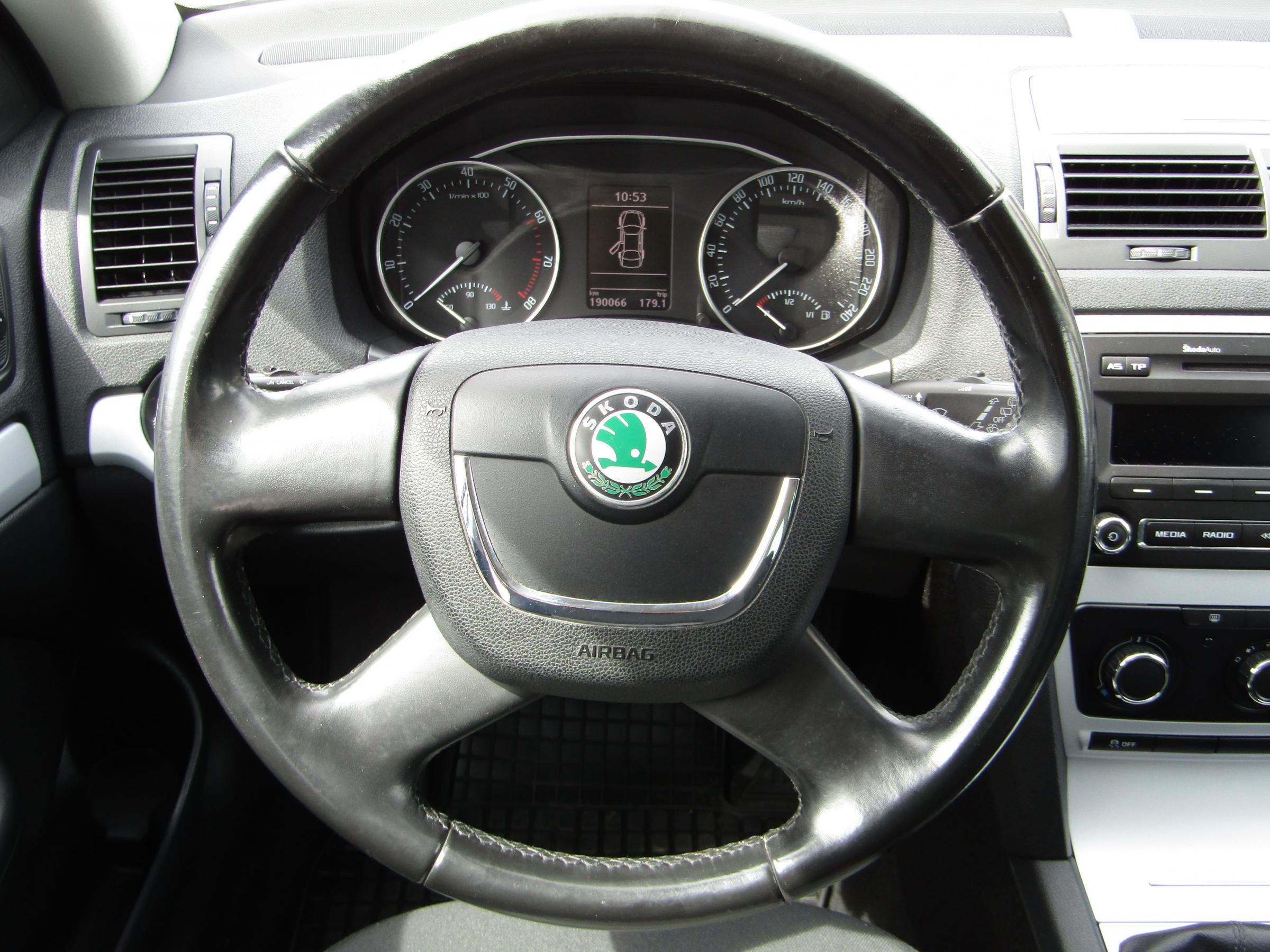 Škoda Octavia II, 2011 - pohled č. 12