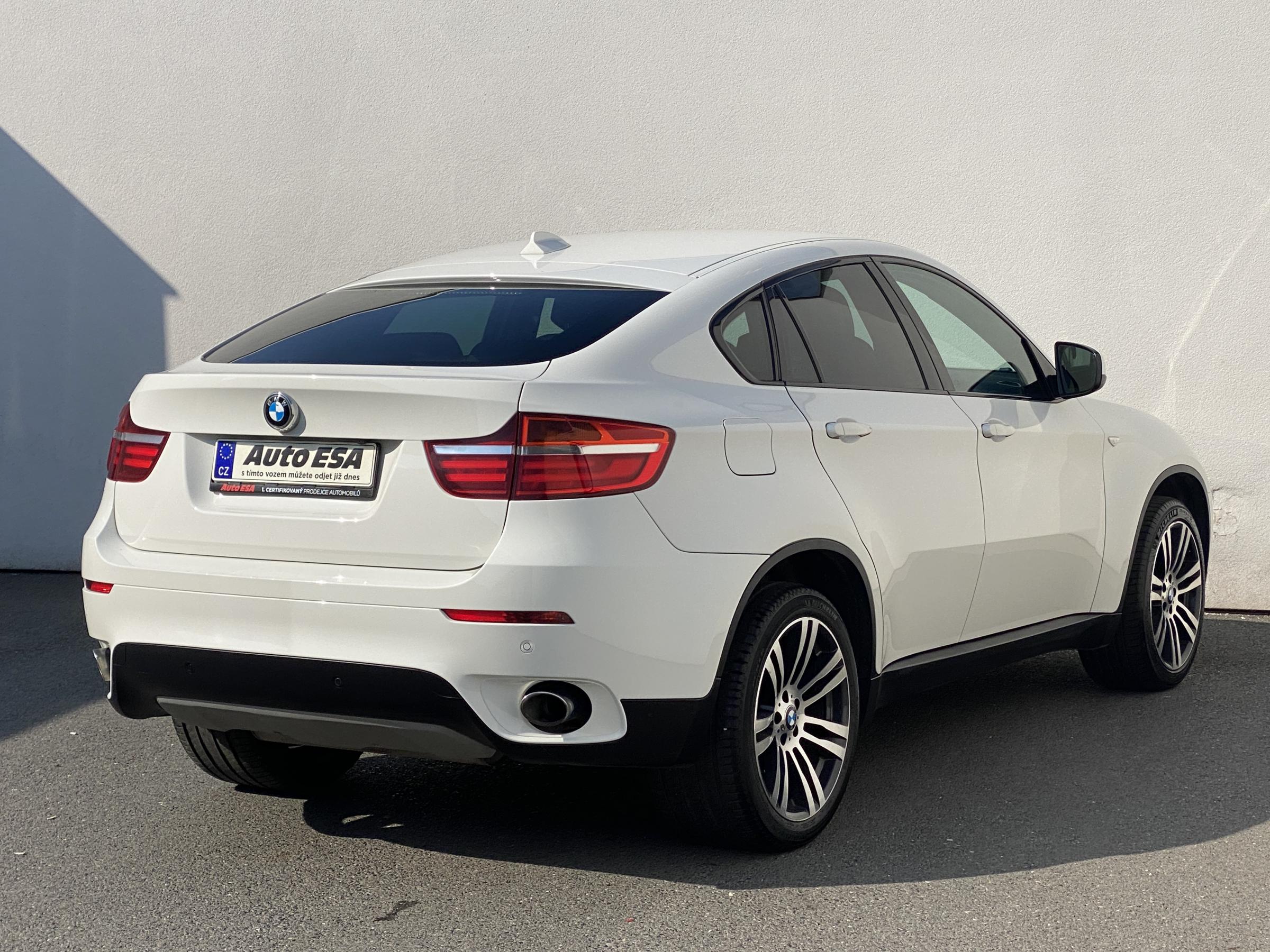 BMW X6, 2013 - pohled č. 4