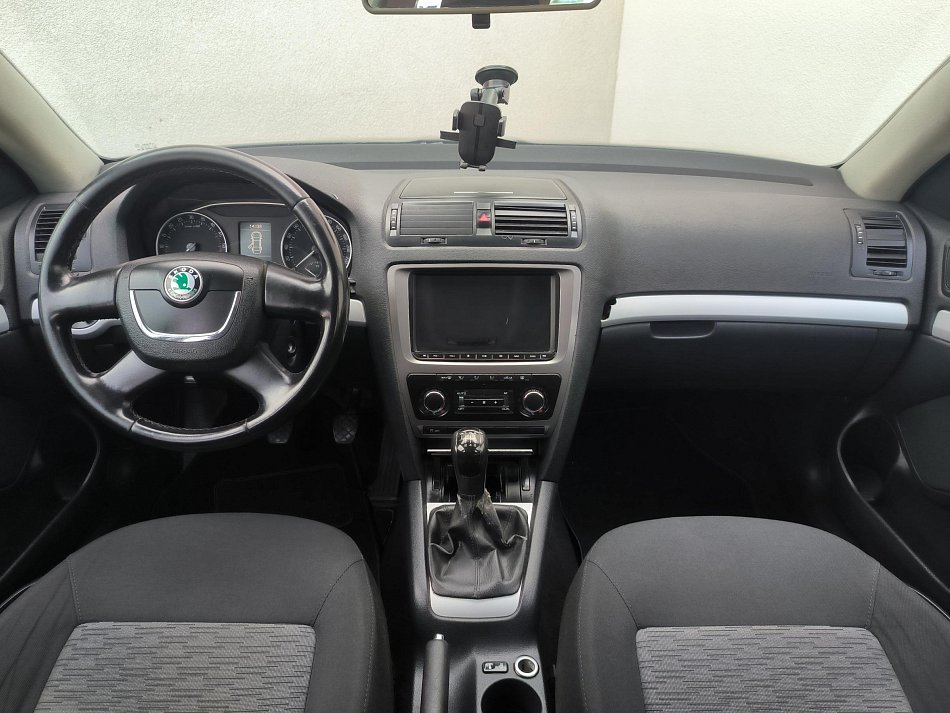 Škoda Octavia II 2.0 TDi Ambiente