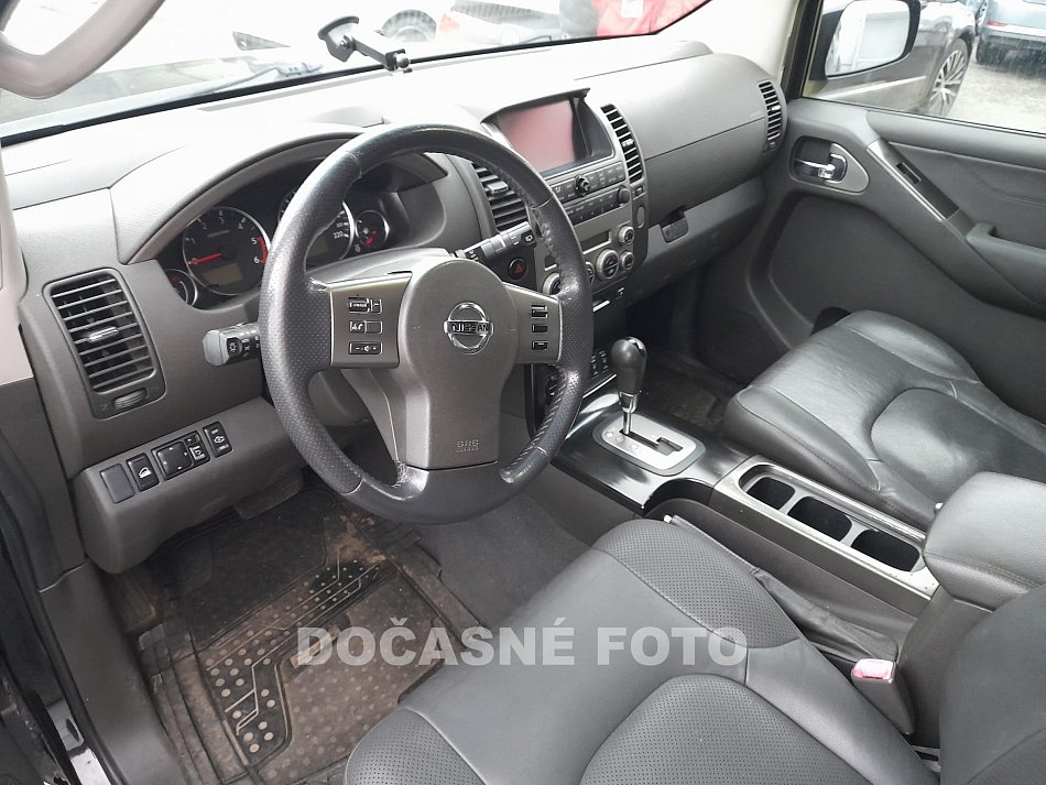 Nissan Pathfinder 2.5 dCi 