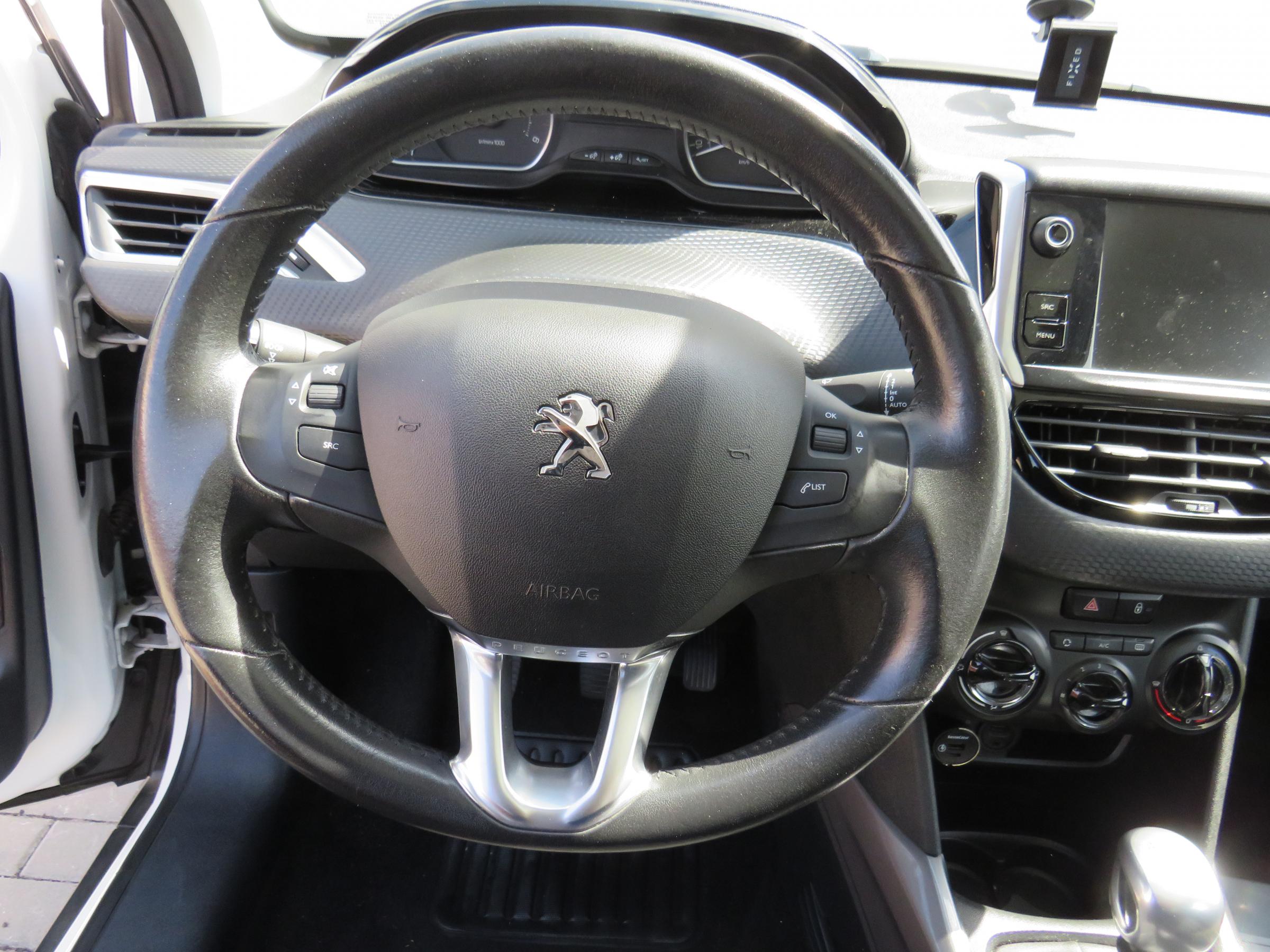 Peugeot 2008, 2017 - pohled č. 14