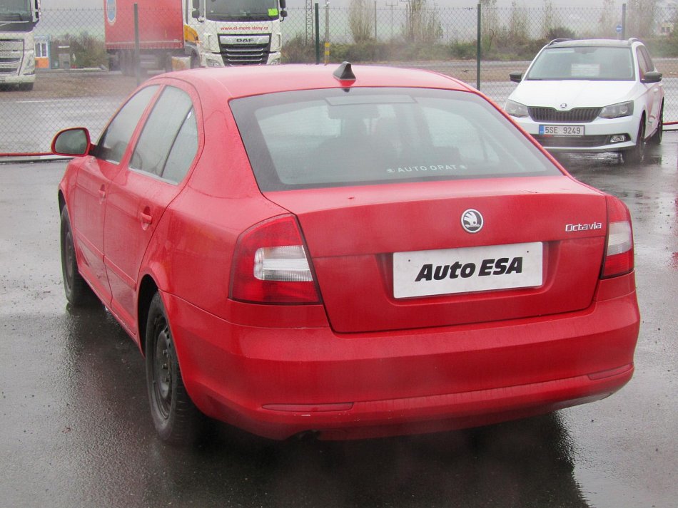 Škoda Octavia II 1.6MPi Ambiente