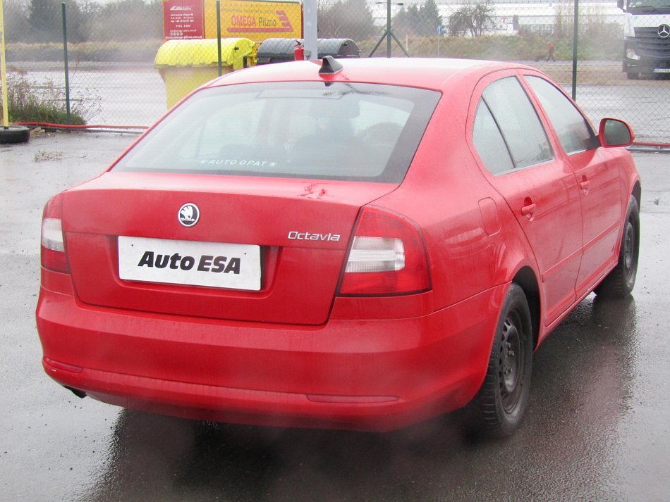 Škoda Octavia II 1.6i Ambiente