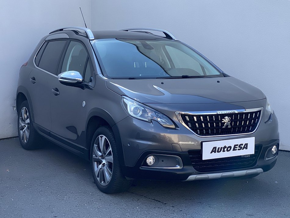 Peugeot 2008 1.2PT Crossway