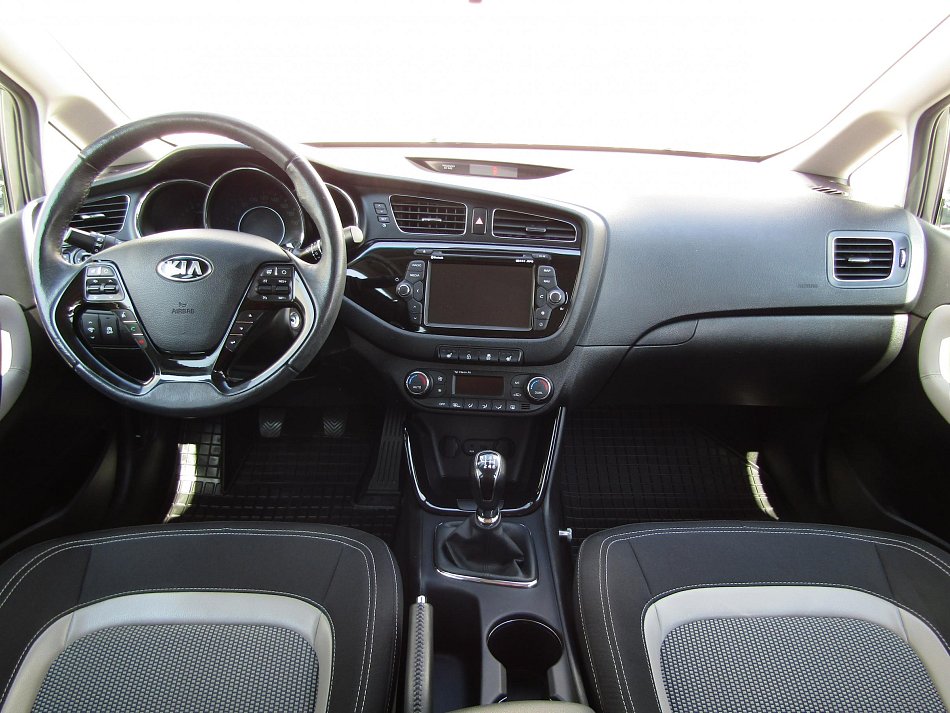 Kia Ceed 1.6 GDI 