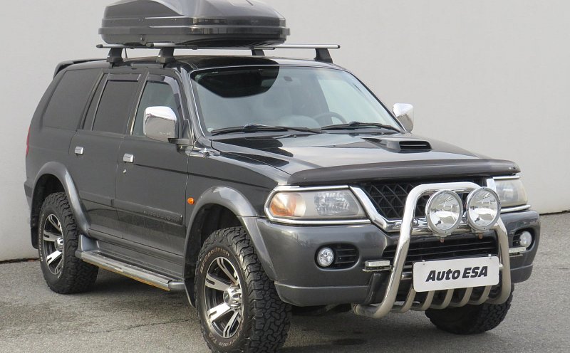 Mitsubishi Pajero Sport 2.5 TD  4x4