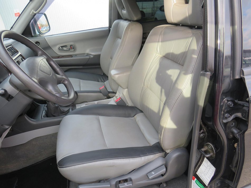 Mitsubishi Pajero Sport 2.5 TD  4x4