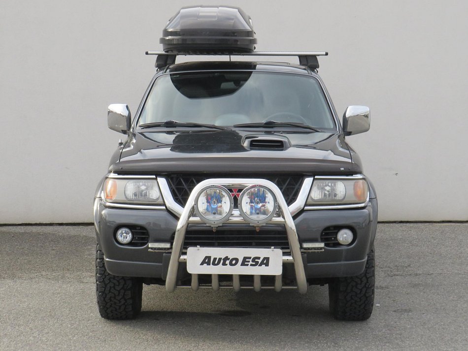 Mitsubishi Pajero Sport 2.5 TD  4x4