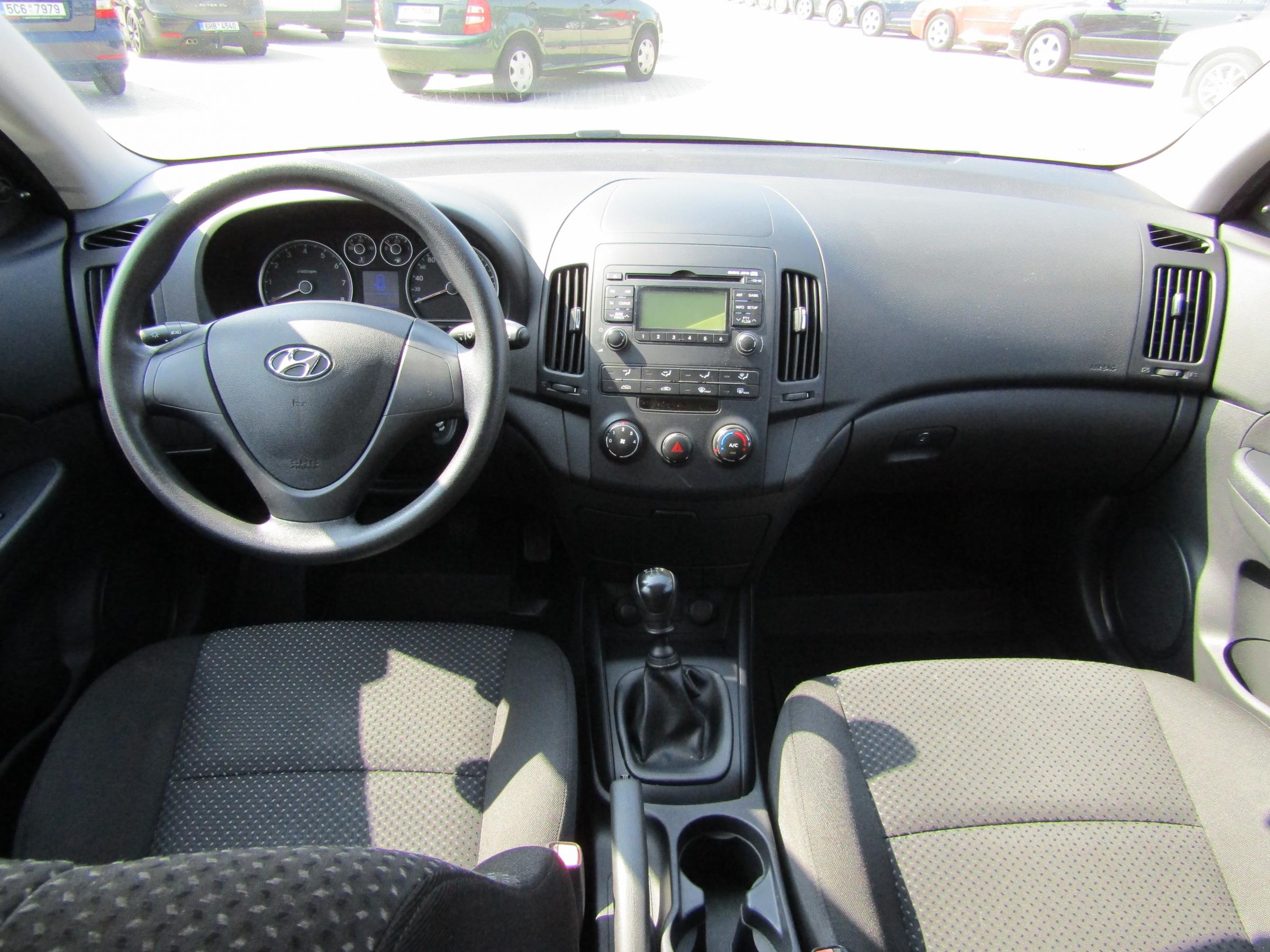 Hyundai i30, 2010 - pohled č. 9