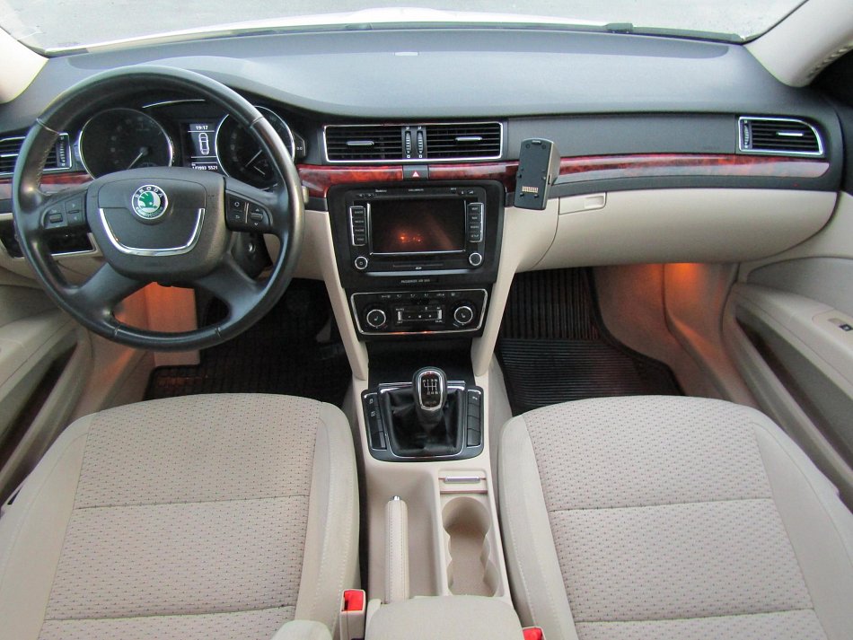 Škoda Superb II 2.0 TDi 