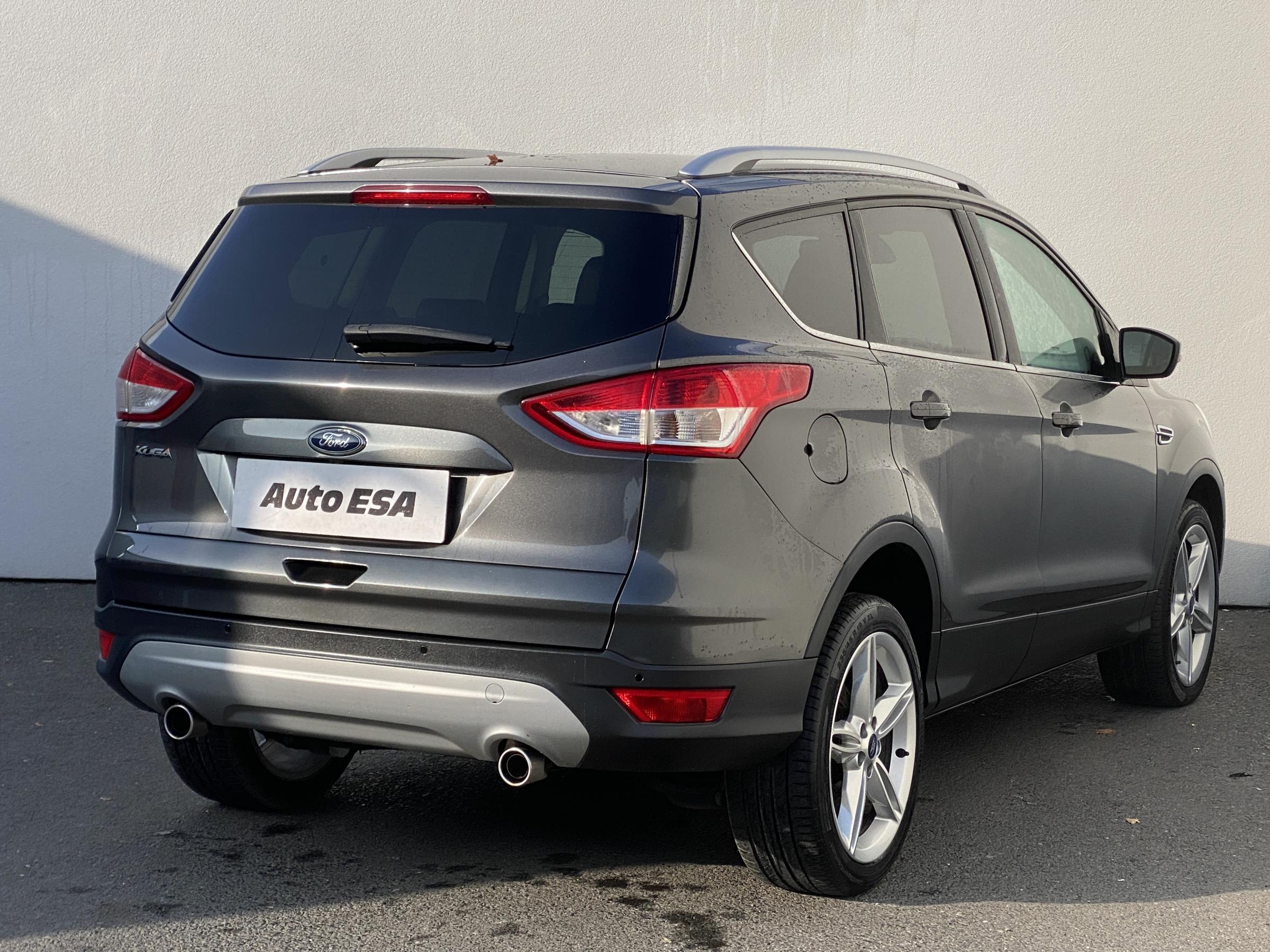 Ford Kuga, 2016 - pohled č. 4