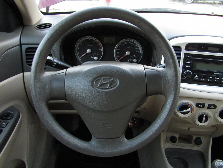 Hyundai Accent 1.6i 