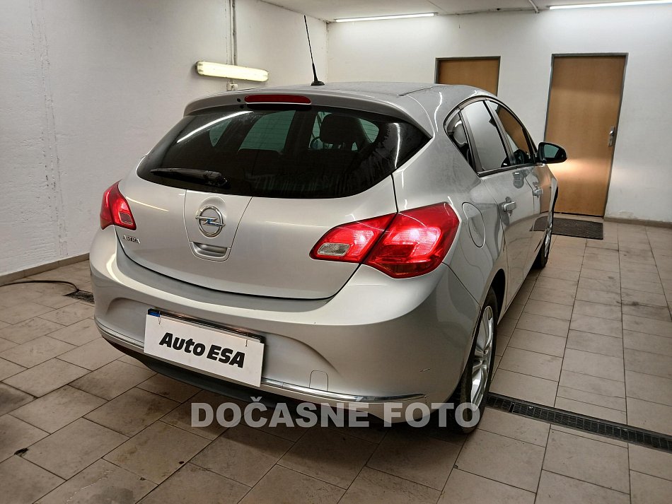 Opel Astra 1.6 16V 