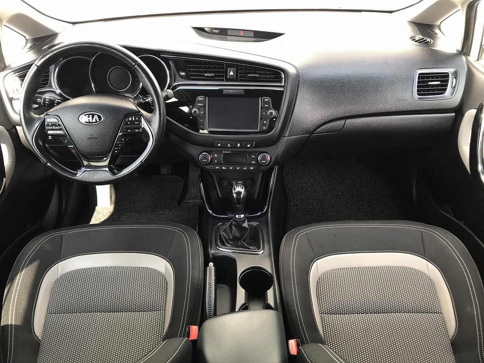 Kia Ceed 1.6GDi 