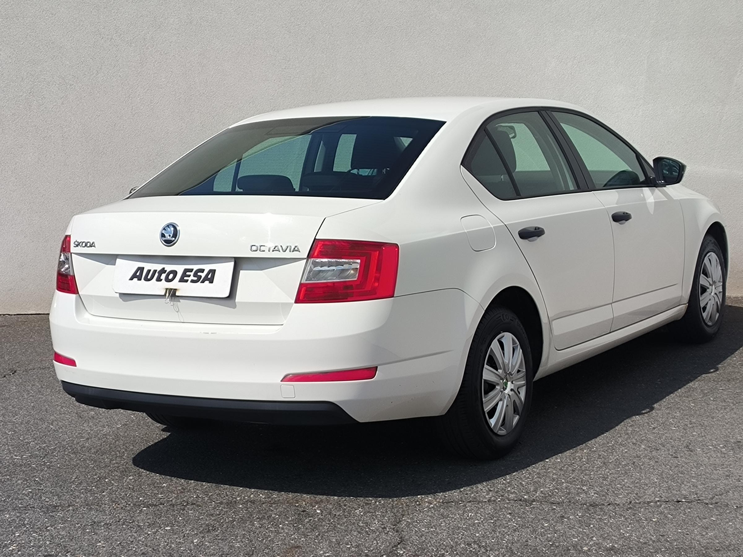 Škoda Octavia III, 2014 - pohled č. 4