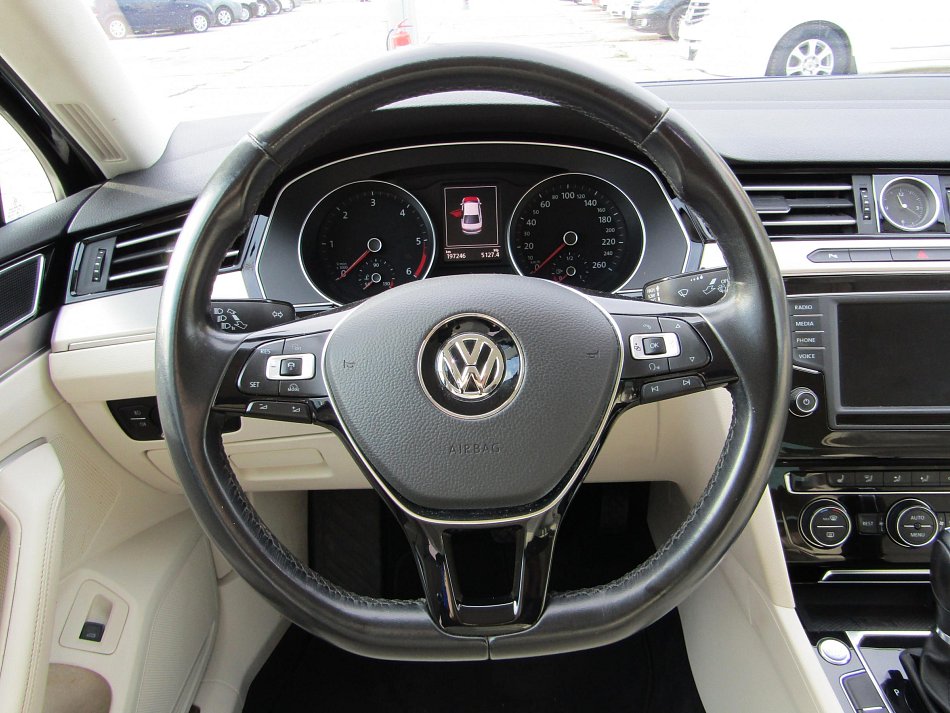 Volkswagen Passat 2.0 TDi Highline