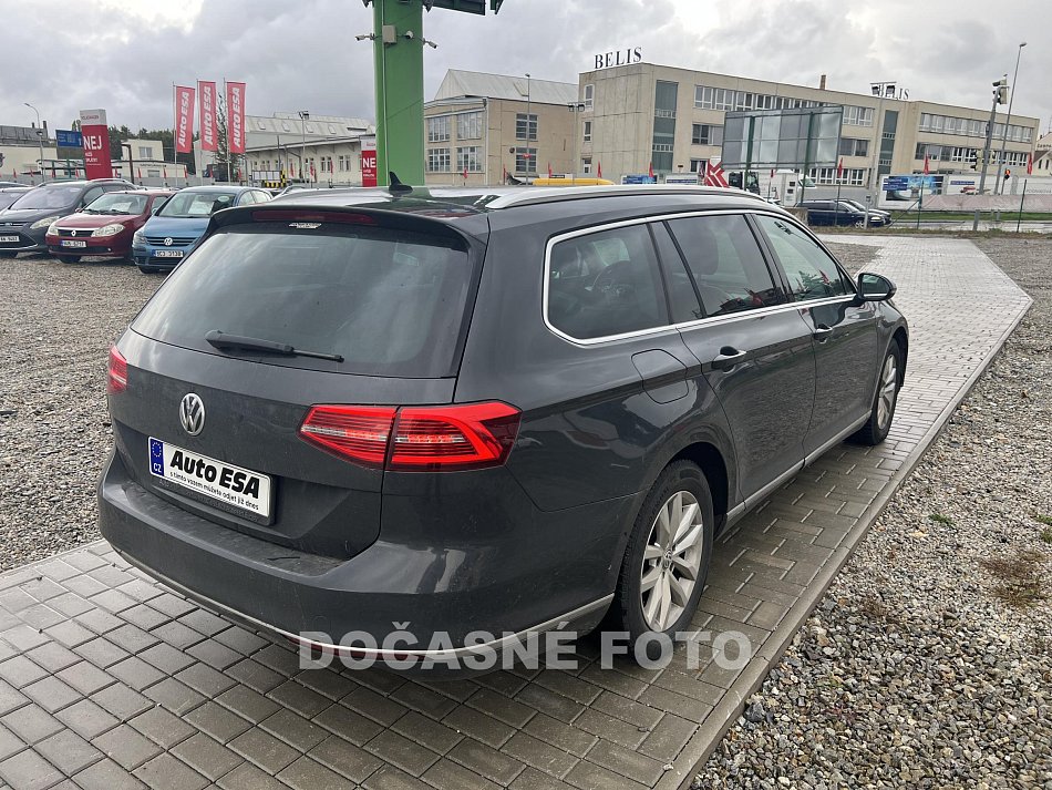 Volkswagen Passat 2.0 TDi 