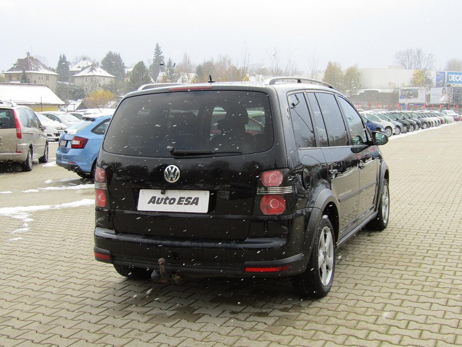 Volkswagen Touran 1.4 TSi CROSS