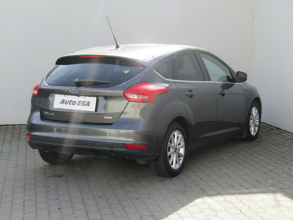 Ford Focus 1.0EB Titanium