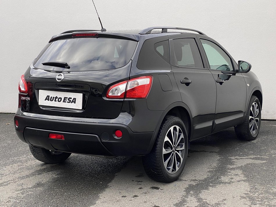 Nissan Qashqai 1.6i Tekna