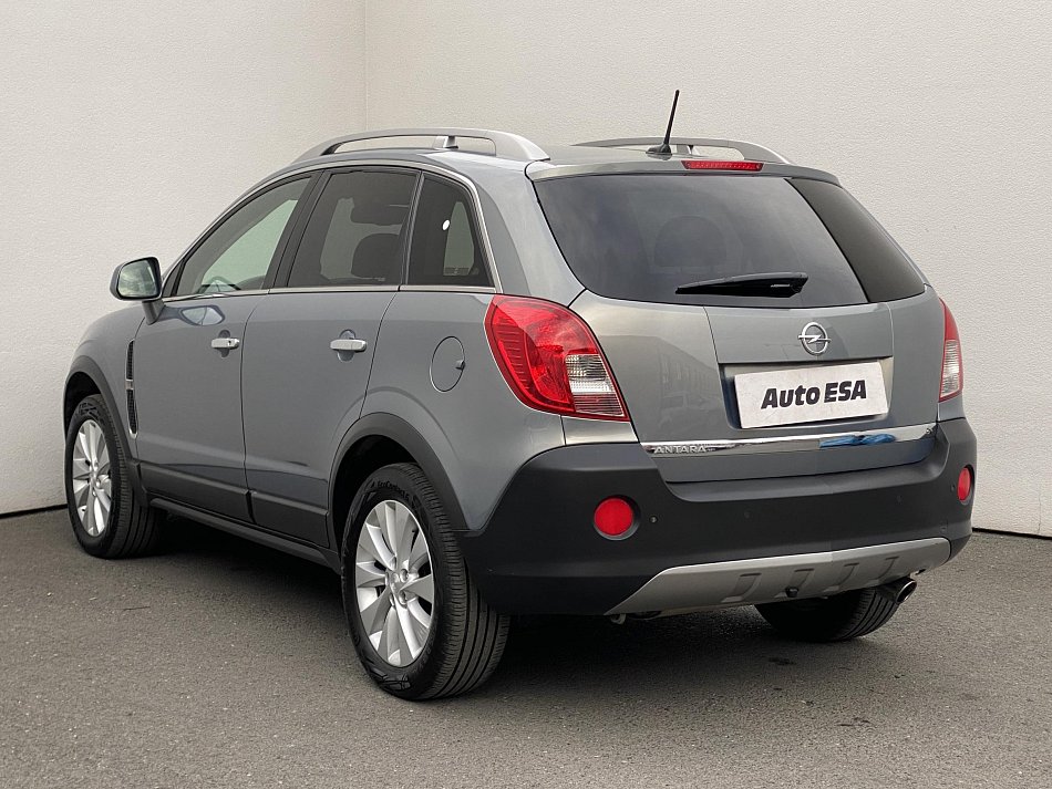 Opel Antara 2.4i Cosmo 4x4