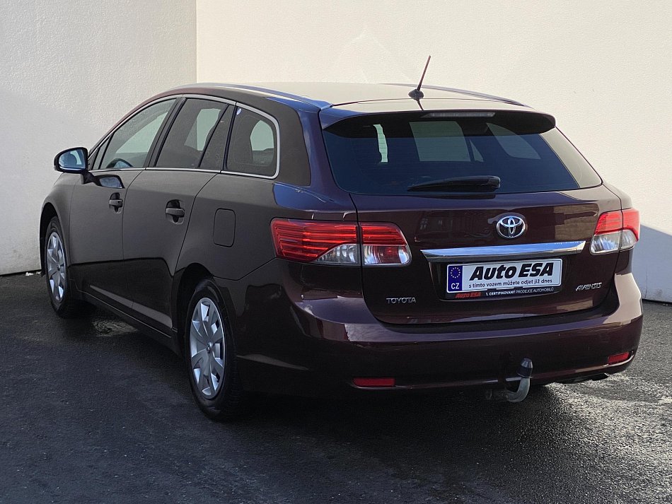 Toyota Avensis 1.8 i 