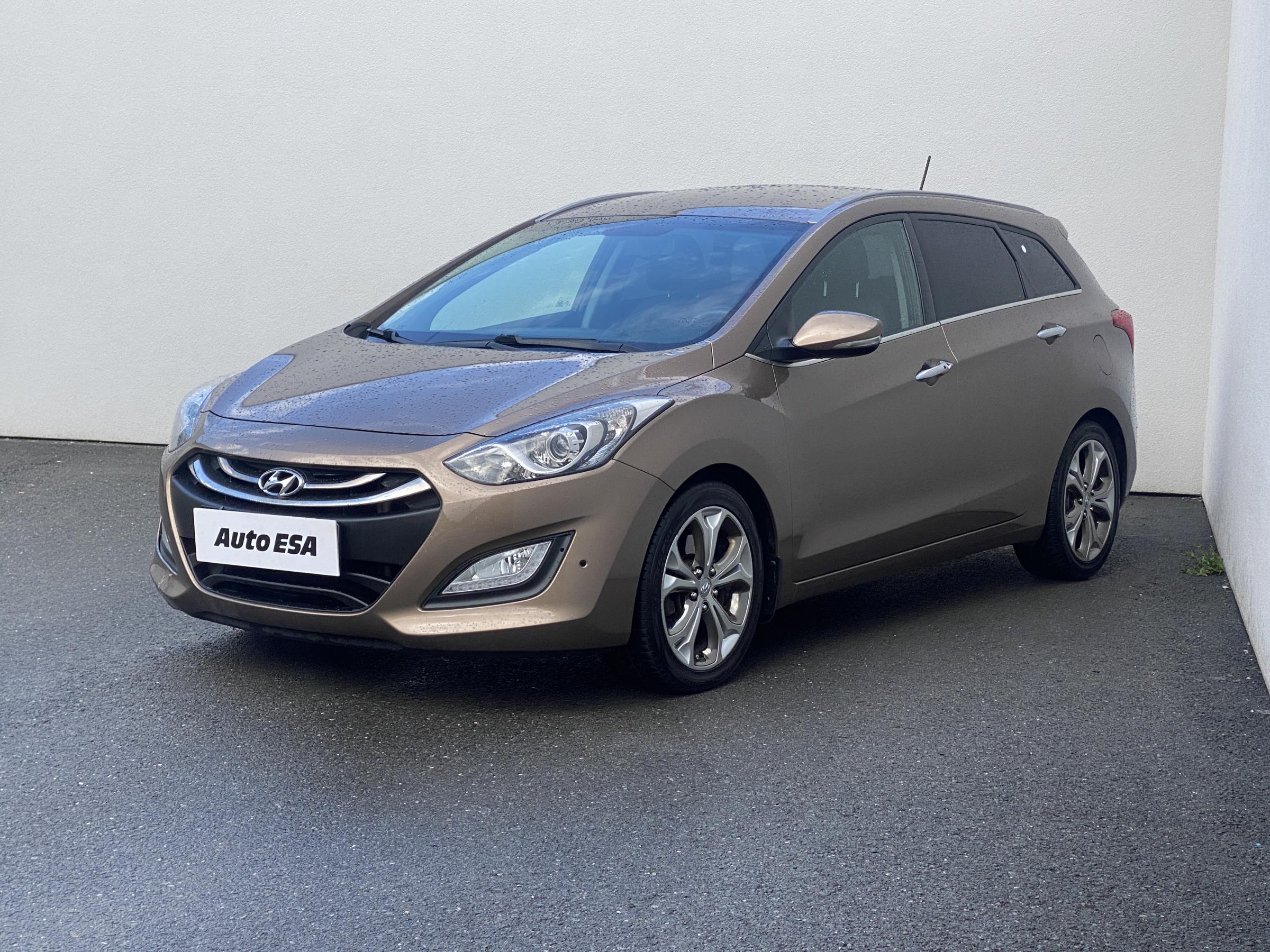 Hyundai i30, 2012 - pohled č. 3