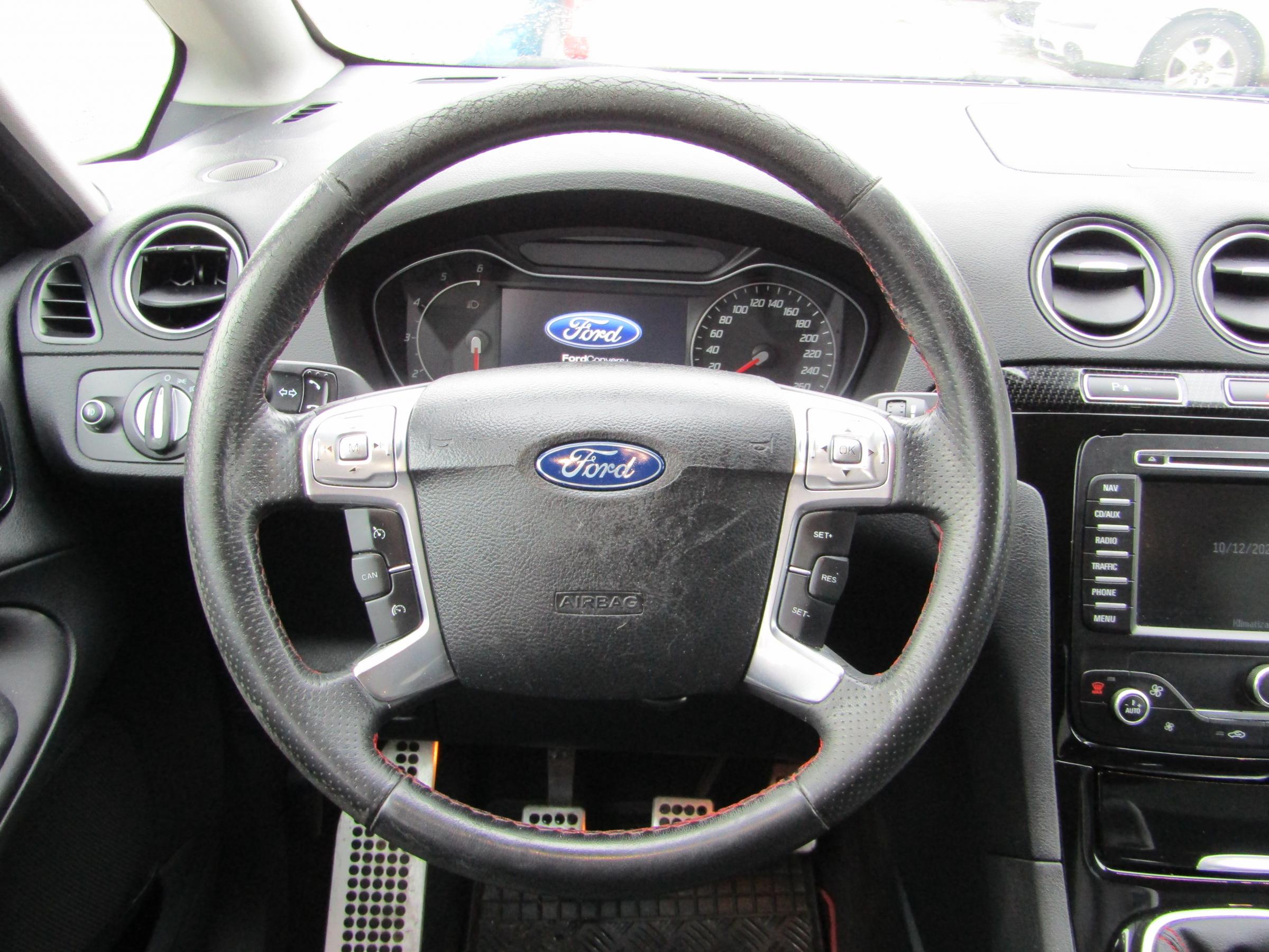 Ford S-MAX, 2012 - pohled č. 11