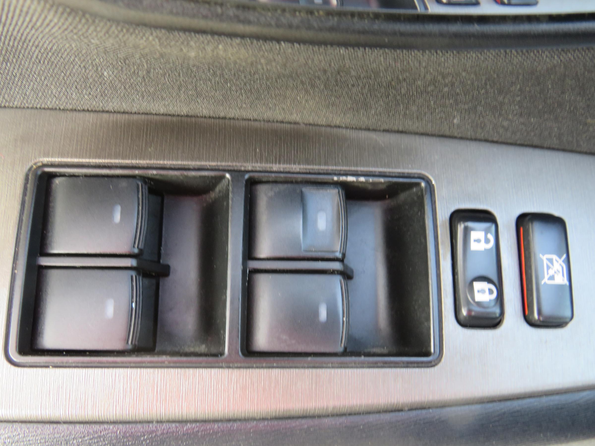 Toyota Avensis, 2011 - pohled č. 12