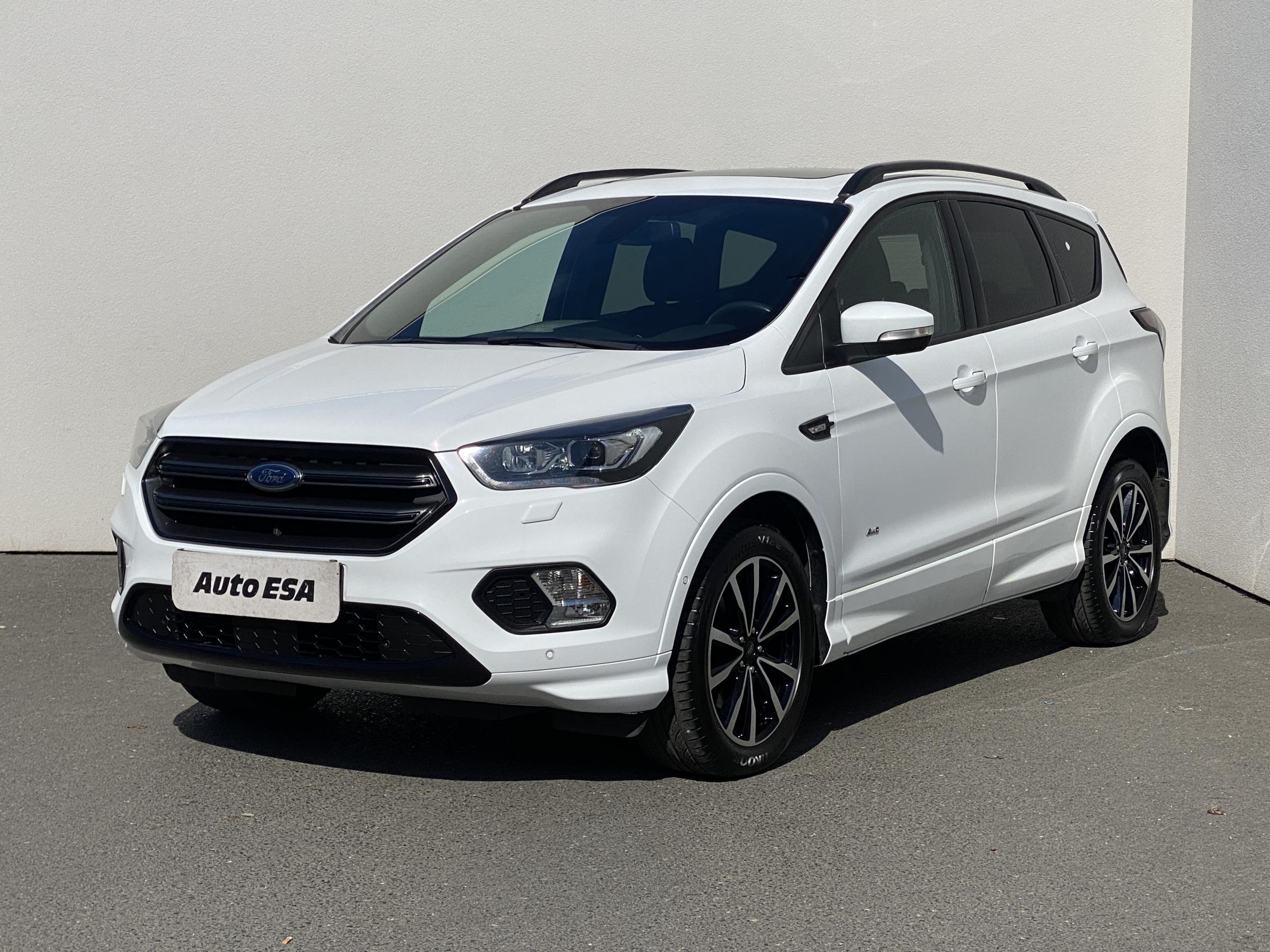 Ford Kuga, 2017 - pohled č. 3