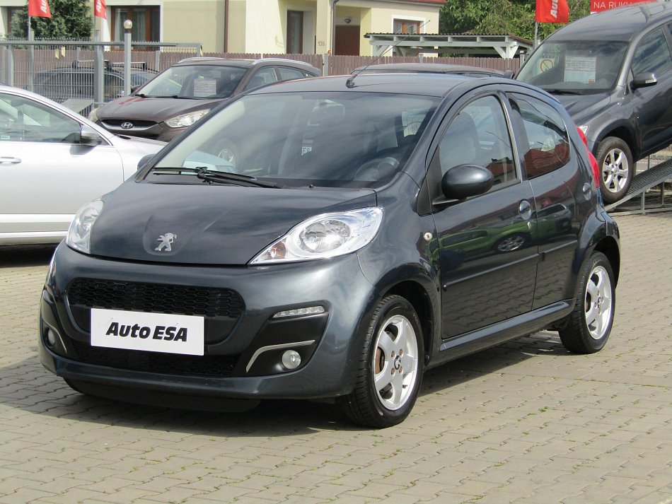 Peugeot 107 1.0i 