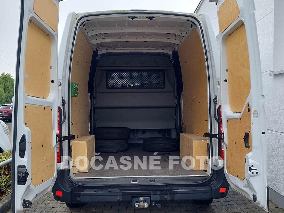 Renault Master 2.3dCi  L3 7míst