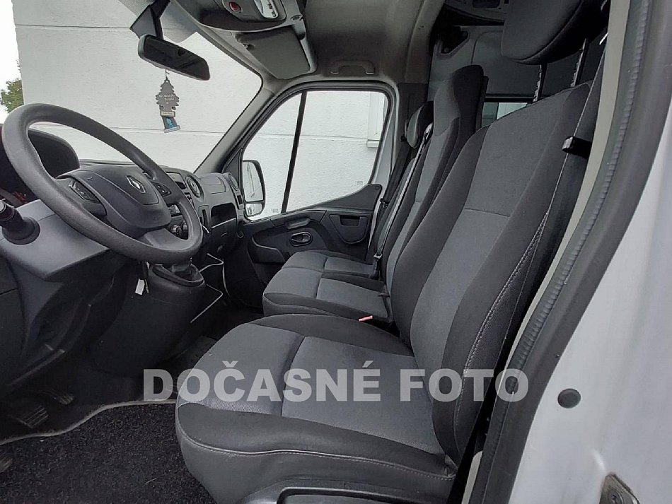 Renault Master 2.3dCi  L3 7míst