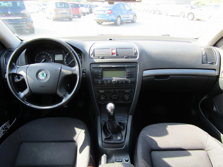 Škoda Octavia II 1.9TDi Elegance