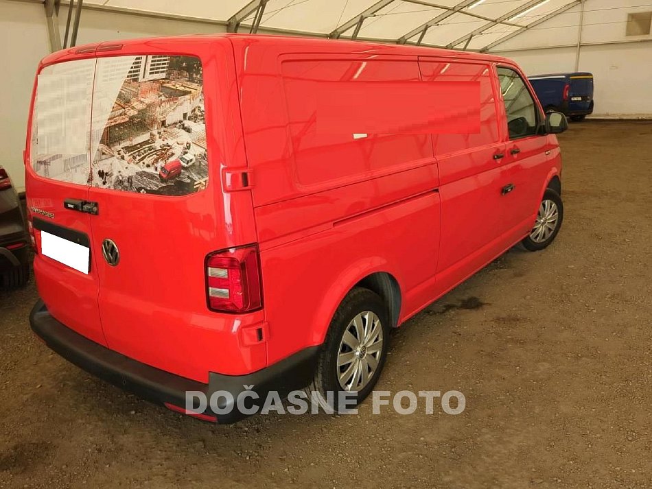 Volkswagen Transporter 2.0TDi  L2H1