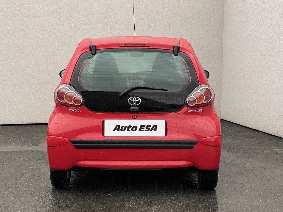 Toyota Aygo 1.0i 